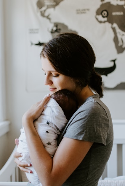 Newborn Essentials Checklist for First Time Mamas
